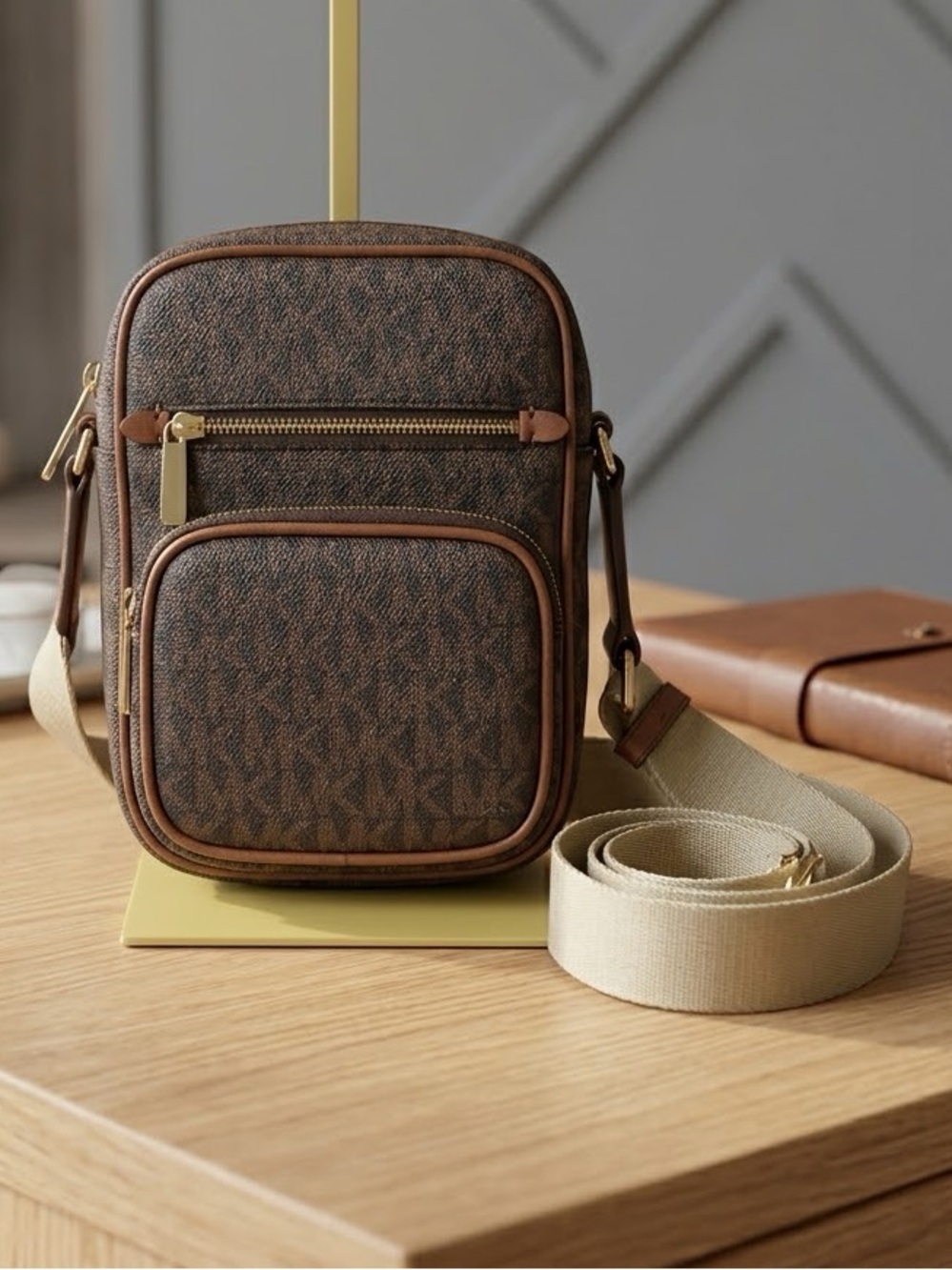 Michael Kors Cooper Signature Logo Flight Bag Crossbody Brown Tan Monogram